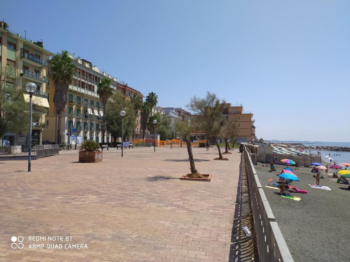 Holiday Home Casa Vacanze Salerno Exteriör bild